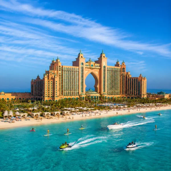 Dubai Atlantis The Palm with luxury resort architecture, turquoise sea, Palm Jumeirah views, and premium UAE holiday atmosphere.