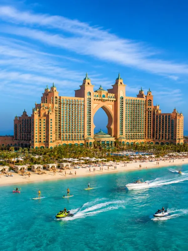 Dubai Atlantis The Palm with luxury resort architecture, turquoise sea, Palm Jumeirah views, and premium UAE holiday atmosphere.