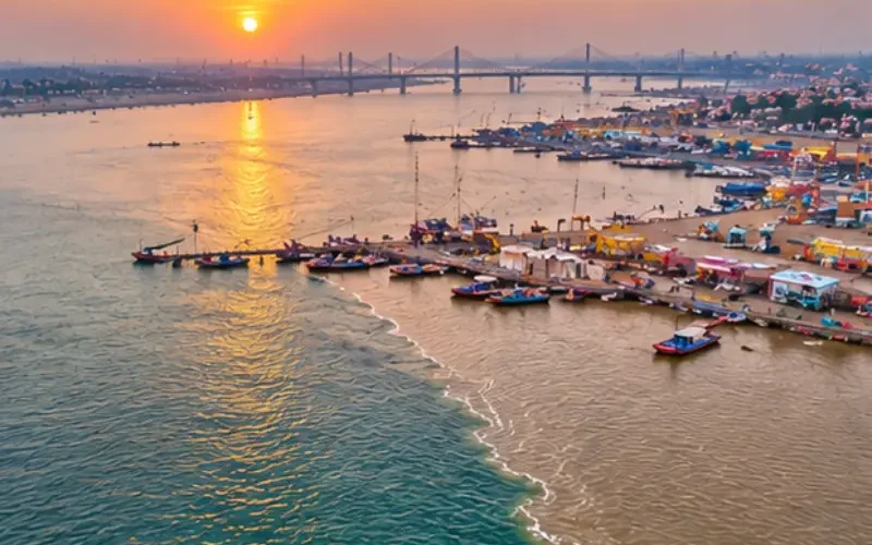 Ayodhya and Prayagraj spiritual tour featuring Ram Mandir, holy ghats and Triveni Sangam