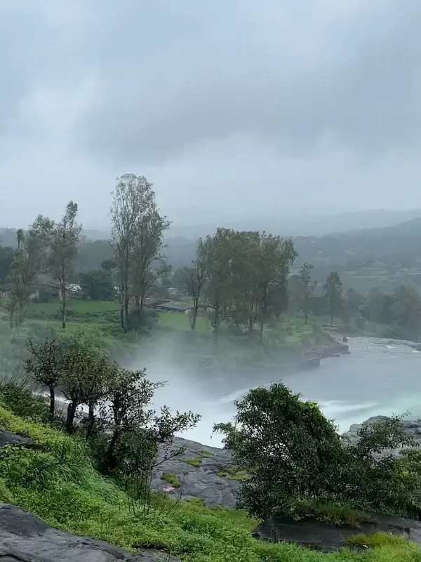 Bhandardara Hill and Lake Tour featuring Arthur Lake, lush Sahyadri mountains and scenic natural landscapes