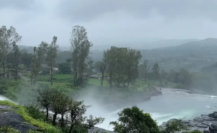 Bhandardara Hill and Lake Tour featuring Arthur Lake, lush Sahyadri mountains and scenic natural landscapes