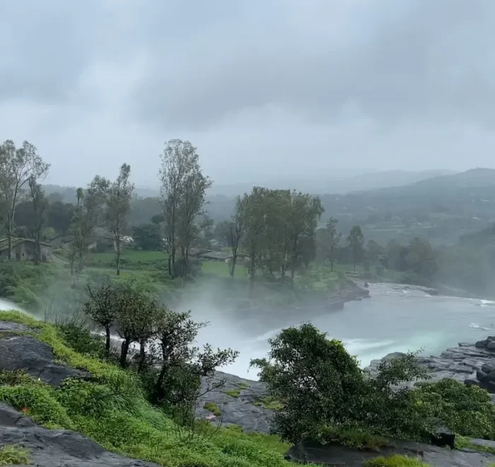 Bhandardara Hill and Lake Tour featuring Arthur Lake, lush Sahyadri mountains and scenic natural landscapes