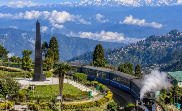 Gangtok and Darjeeling hill escape with Himalayan mountains, tea gardens and scenic hill station landscapes