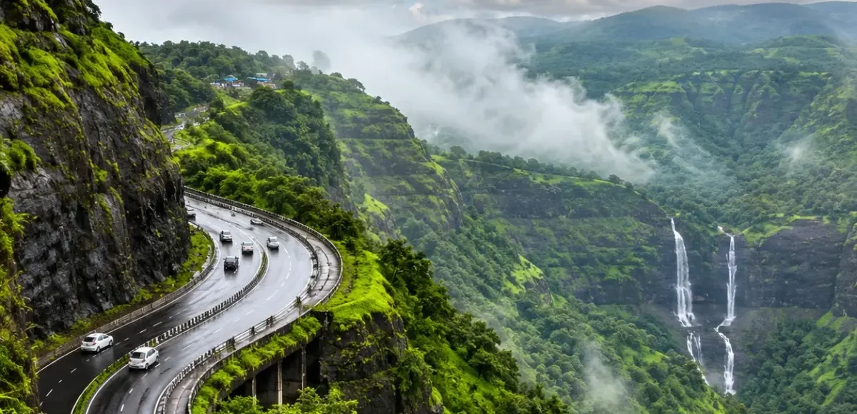 Lonavala Khandala Weekend Tour Package featuring Tiger Point, Bhushi Dam, Rajmachi Point, lush green valleys, waterfalls and scenic hill station landscapes.