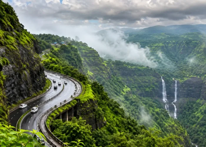 Lonavala Khandala Weekend Tour Package featuring Tiger Point, Bhushi Dam, Rajmachi Point, lush green valleys, waterfalls and scenic hill station landscapes.