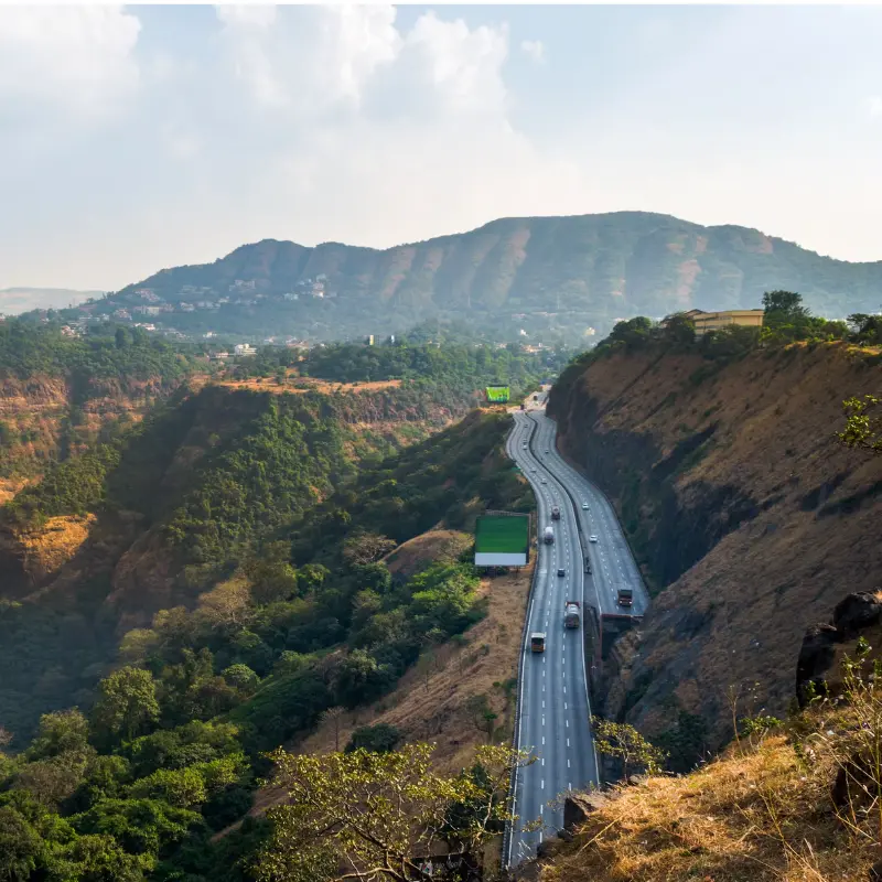Lonavala and Khandala scenic weekend with green Sahyadri hills, misty valleys and panoramic viewpoints