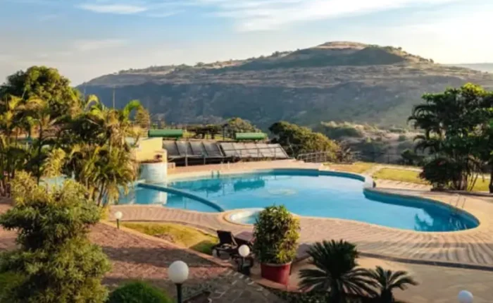 Lonavala and Mahabaleshwar scenic hill station tour with misty Sahyadri mountains, lush green valleys and panoramic viewpoints