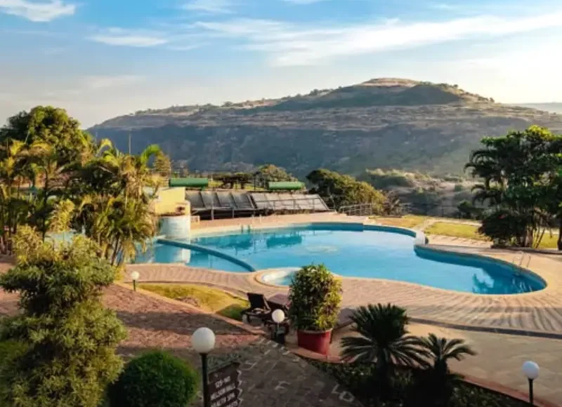 Lonavala and Mahabaleshwar scenic hill station tour with misty Sahyadri mountains, lush green valleys and panoramic viewpoints