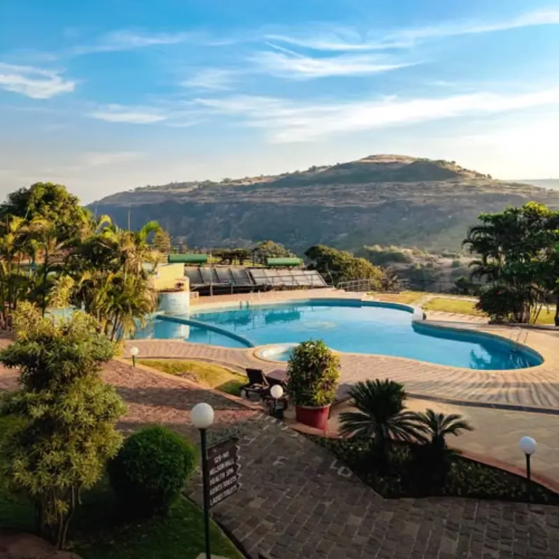 Lonavala and Mahabaleshwar scenic hill station tour with misty Sahyadri mountains, lush green valleys and panoramic viewpoints