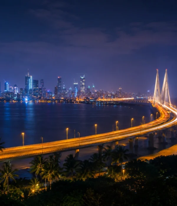 Mumbai iconic city tour featuring Gateway of India, Marine Drive and the Mumbai skyline