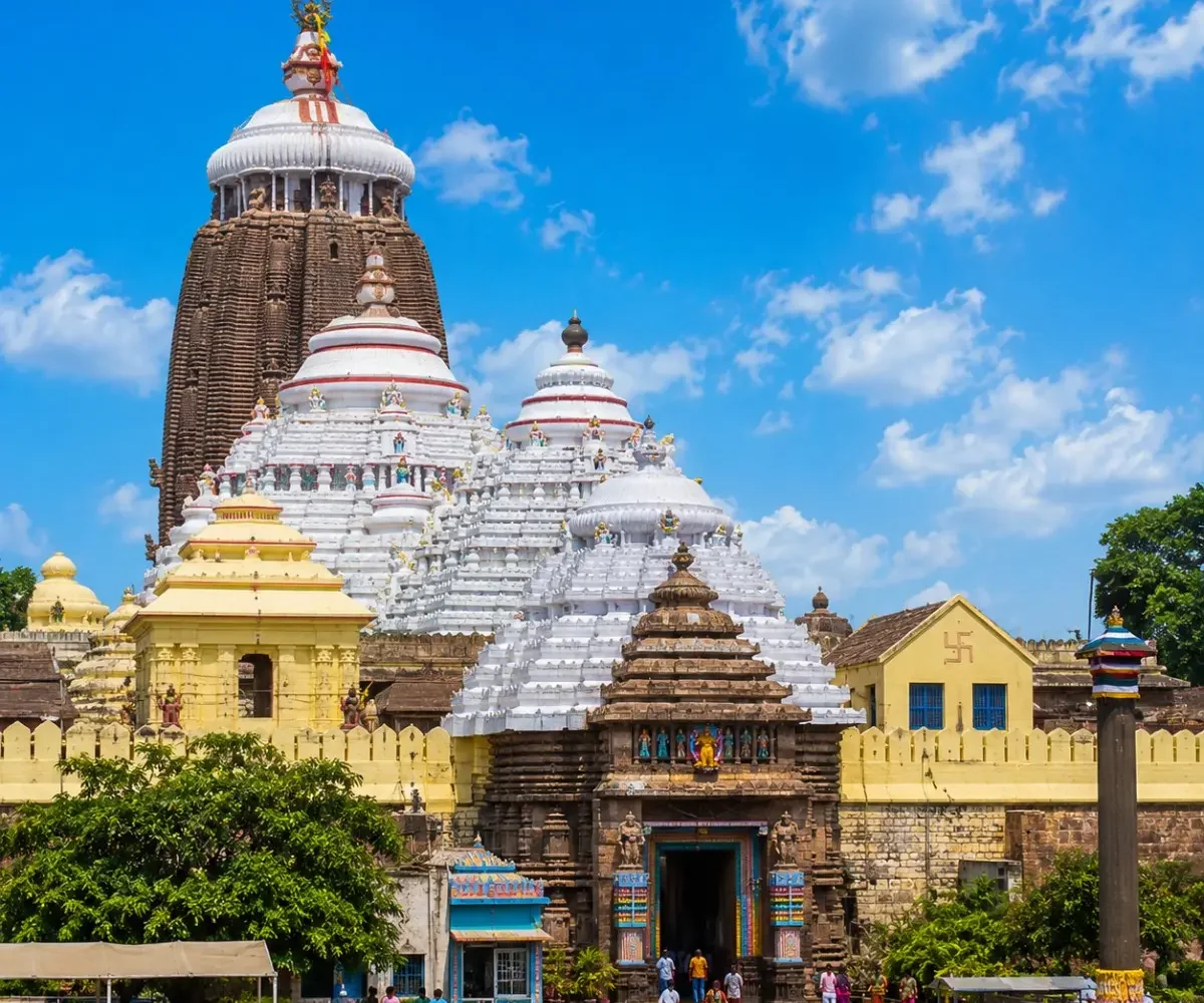 Puri Jagannath & Konark Temple Tour Package featuring Jagannath Temple, Konark Sun Temple, Chandrabhaga Beach and Odisha pilgrimage attractions.