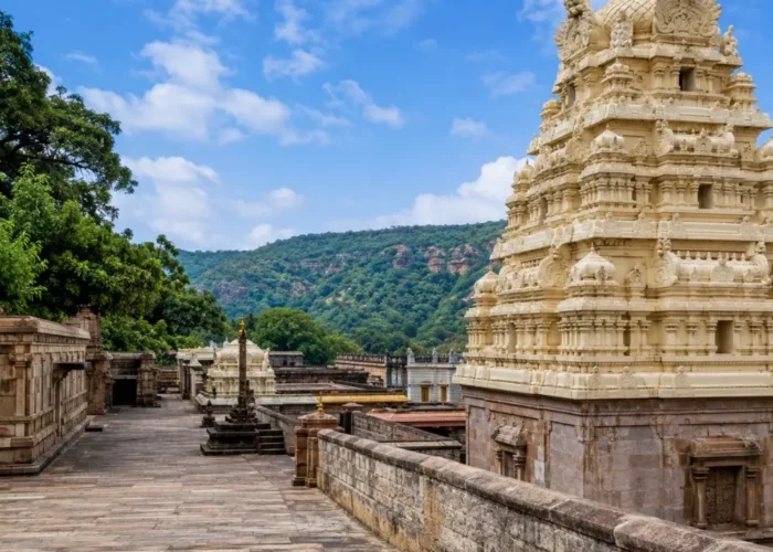 Hyderabad Srisailam package featuring Srisailam temple, sacred architecture, scenic hills and spiritual Andhra Pradesh landscape