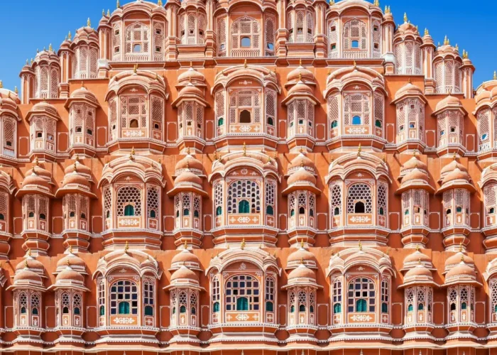 Jaipur Udaipur package featuring Hawa Mahal, royal Rajput architecture and vibrant Rajasthan heritage beauty