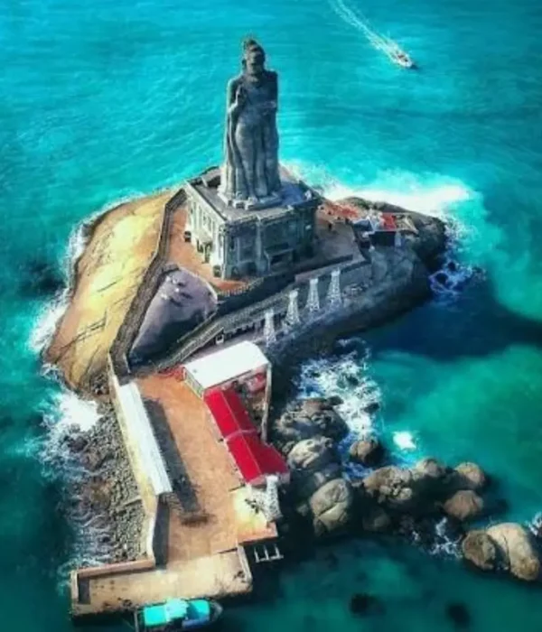 Madurai Rameswaram Kanyakumari tour image featuring the iconic Thiruvalluvar Statue surrounded by turquoise sea at Kanyakumari
