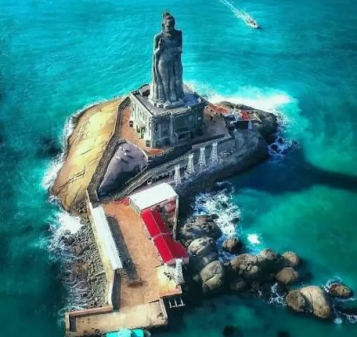 Madurai Rameswaram Kanyakumari tour image featuring the iconic Thiruvalluvar Statue surrounded by turquoise sea at Kanyakumari
