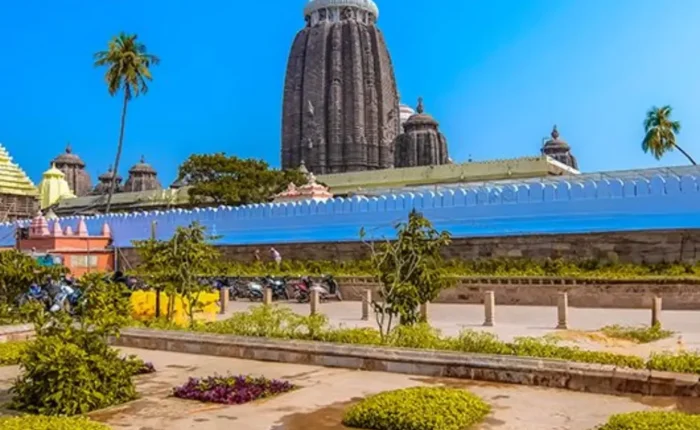 Puri Konark Bhubaneswar package featuring Jagannath Temple, sacred architecture and spiritual Odisha pilgrimage landmark