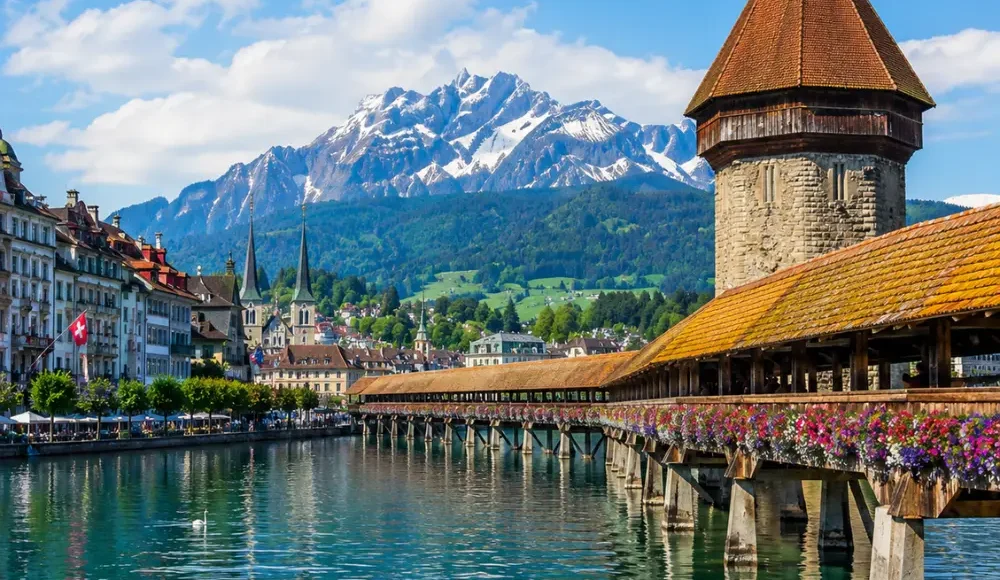 Lucerne city tour with Chapel Bridge, Lake Lucerne, Swiss Alps, historic buildings, and bright morning atmosphere.