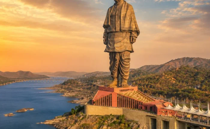 Ahmedabad Vadodara Statue of Unity Tour Package featuring Statue of Unity, Laxmi Vilas Palace, Sabarmati Ashram, Sardar Sarovar Dam and Sayaji Baug.