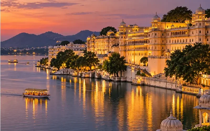 aipur Jodhpur and Udaipur Rajasthan tour featuring royal forts, historic palaces and scenic lakes