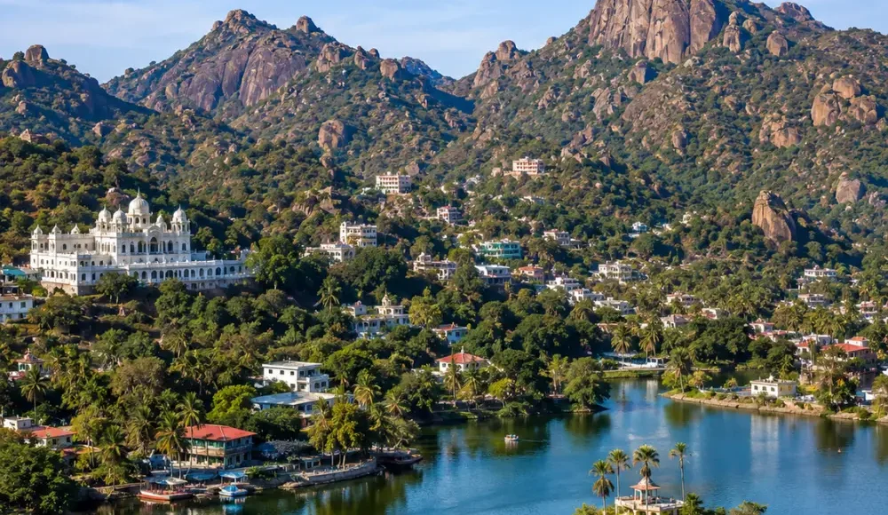 Mount Abu hill station with Nakki Lake, Aravalli hills, green forests and clear morning daylight in Rajasthan.